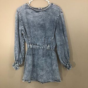 Redial Vintage Acid Washed Denim Ballon Sleeve Mini Dress